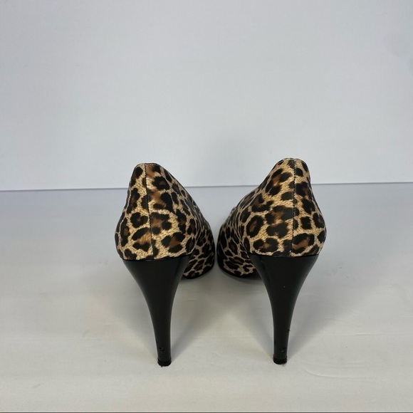 Charles Jourdan Cheetah Print Heels - Picture 4 of 7